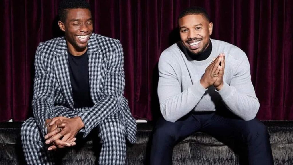 Michael B. Jordan ao lado de Chadwick Boseman