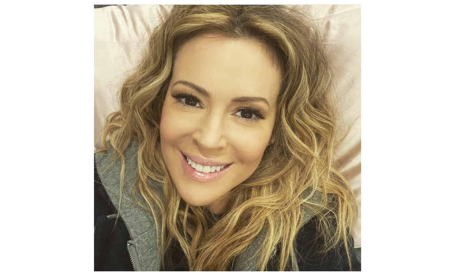 Internauta chama atriz de fracassada e ela rebate com vídeo Alyssa Milano Reproducao