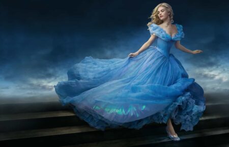 Por que as mães das princesas da Disney sempre morrem nos filmes? Cinderela (Lily James) em Cinderela (Reprodução)