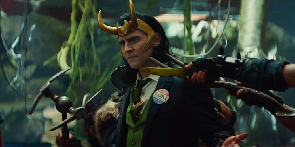 Novo teaser de Loki relembra quem é o Deus da Trapaça Loki (Tom Hiddleston) em Loki (Reprodução / Disney+)