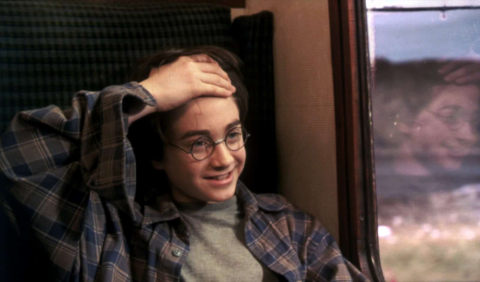 Harry Potter (Daniel Radcliffe) em Harry Potter e a Pedra Filosofal (Reprodução)