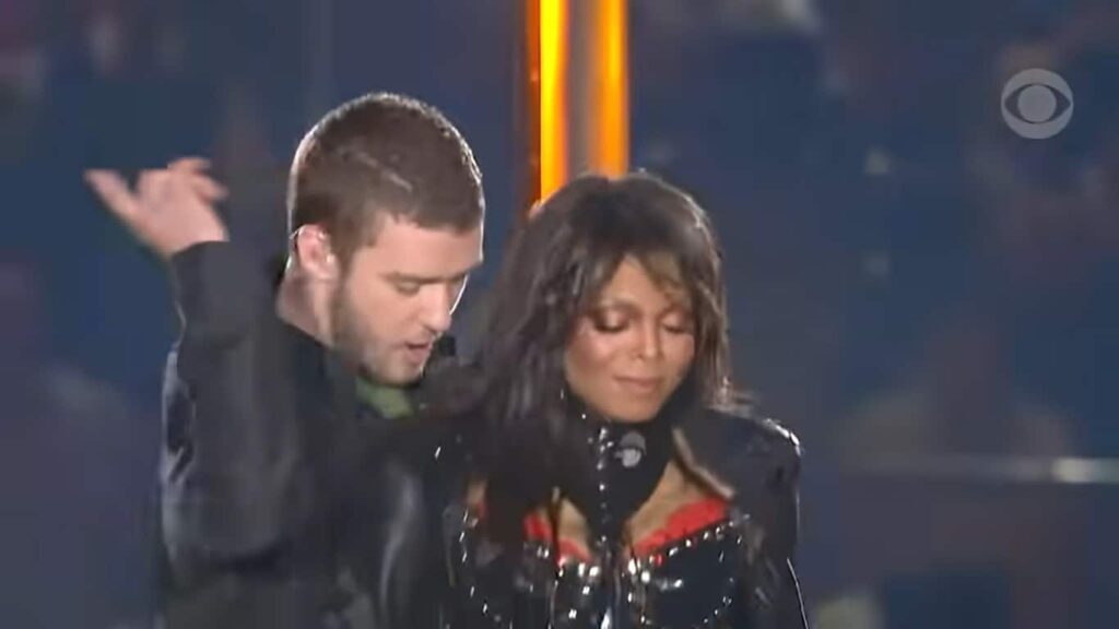Documentário abordará incidente entre Janet Jackson e Justin Timberlake Justin Timberlake e Janet Jackson no SuperBowl 2004 Reproducao