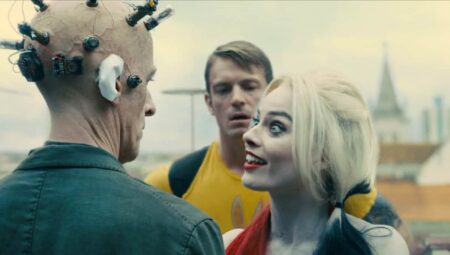 O Esquadrão Suicida já tem uma “sequência”, segundo diretor Margot Robbie como Arlequina em O Esquadrão Suicida (Reprodução / DC)