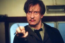 Remo Lupin (David Thewlis) em A Saga Harry Potter (Reprodução)