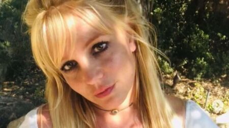 Novo documentário sobre Britney Spears mostra bizarro esquema “prisional” da popstar Britney Spears (Divulgação)
