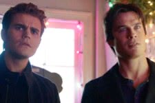Stefan (Paul Wesley) e Damon (Ian Somerhalder) em The Vampire Diaries (Reprodução)