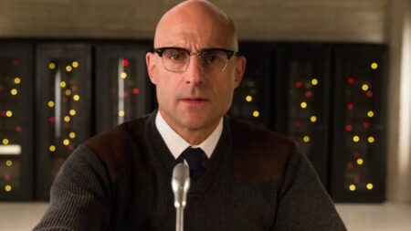Merlin (Mark Strong) em Kingsman (Reprodução