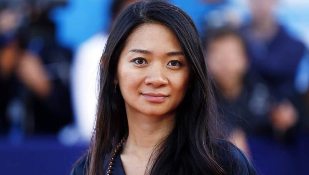 Chloe Zhao vai dirigir nova versão de Drácula: “faroeste” Chloe Zhao