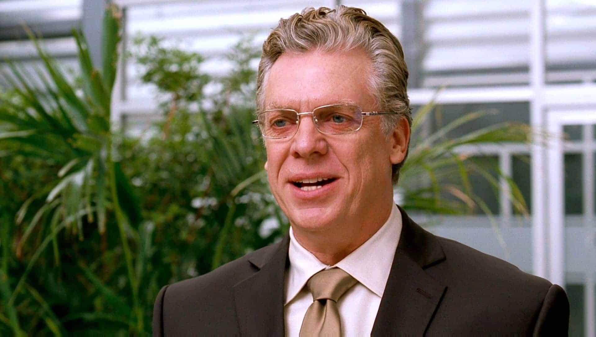 6 novos atores que estarão no MCU em 2022 4 Christopher Mcdonald em Pequenos Grande Herois Reproducao