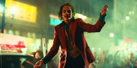 Coringa (Joaquin Phoenix) em Coringa (Reprodução / DC)