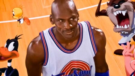 Descubra como está o elenco original de Space Jam Michael Jordan em Space Jam O Jogo do Seculo