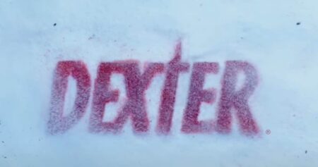 Outra estrela original de Dexter possivelmente está retornando ao revival Dexter (Divulgação / Showtime)