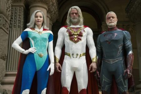 O Legado de Júpiter: Josh Duhamel comenta a origem de seu personagem Elenco de O Legado de Júpiter (Reprodução / Netflix)