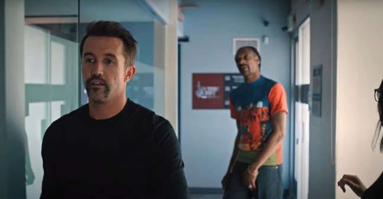 Rob McElhenney conta como é ficar chapado com Snoop Dogg 2 https s3 images.ladbible.com s3 content 866ff9986094f04be07a3b11ad0c21be