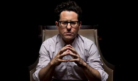 Cansado? J.J. Abrams comentou se aceitará novas direções na DC J.J. Abrams