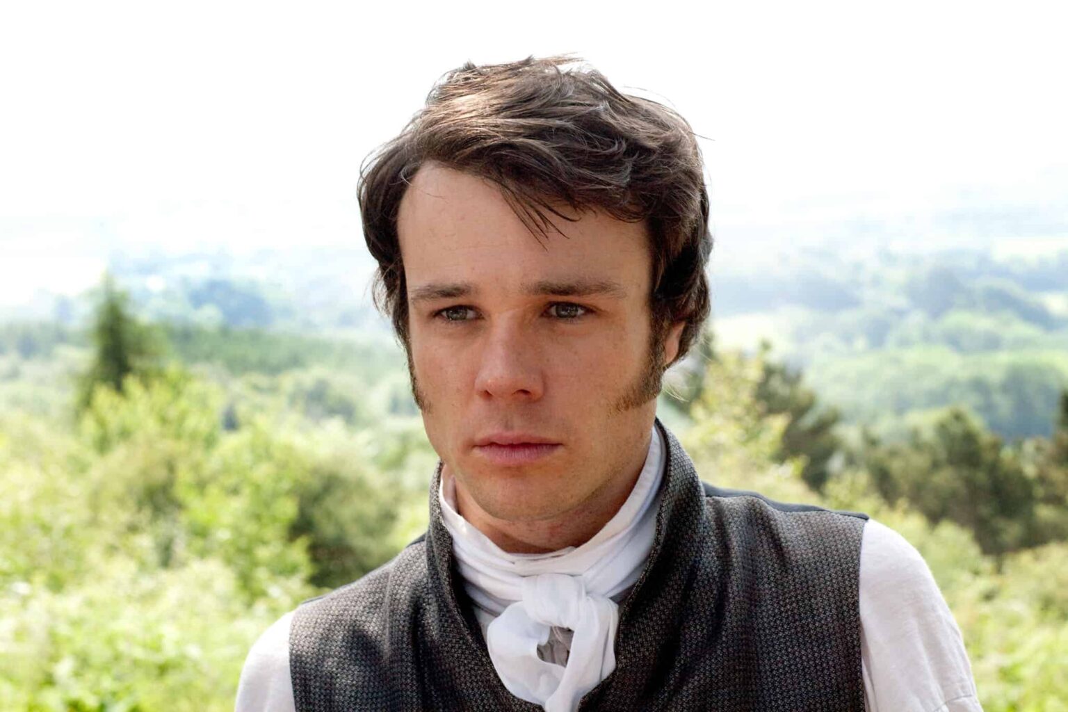 Rupert Evans em Emma