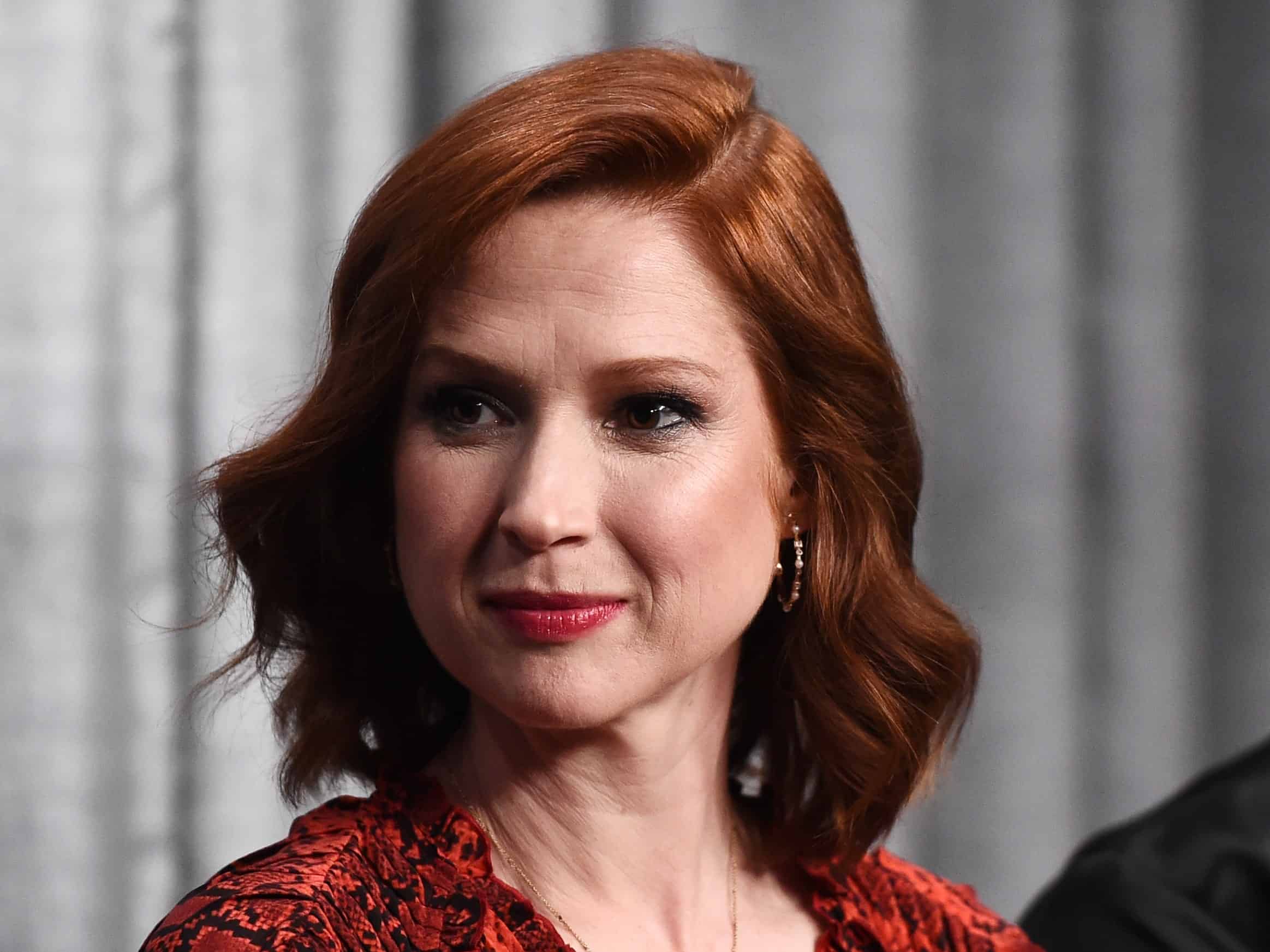 Ellie Kemper se desculpa após participação em evento racista 1 Ellie Kemper