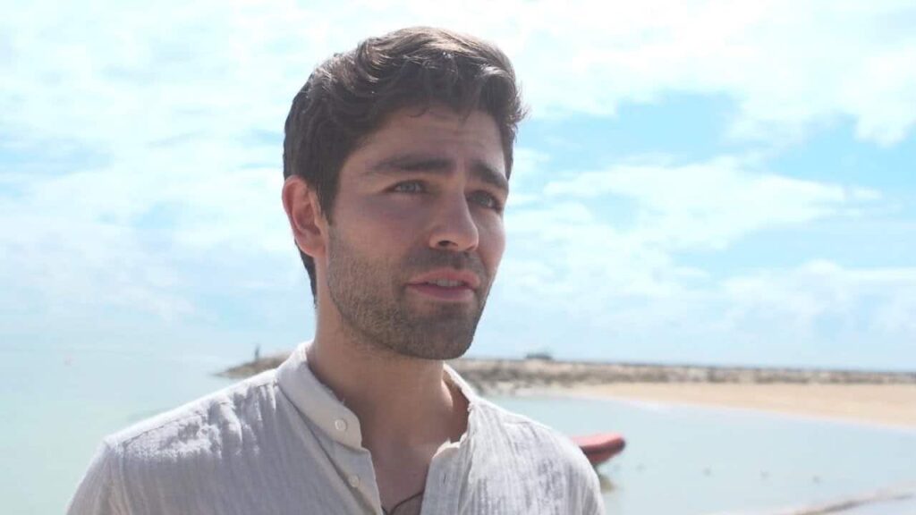Astro de O Diabo Veste Prada explica por que abandonou Hollywood Adrian Grenier em Entourage Divulgacao