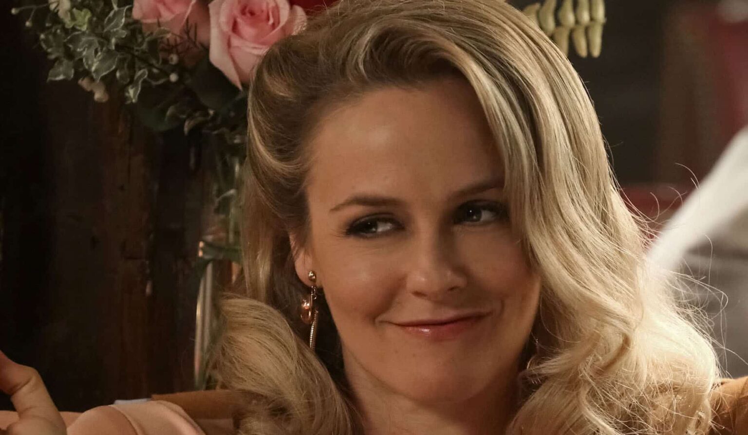 Eterna Patricinha, Alicia Silverstone volta ao High School em nova comédia Alicia Silverstone