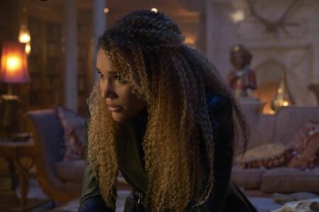 The Umbrella Academy | Showrunner compartilha storyboard que mostra Allison sofrendo Allison (Emmy Raver-Lampman) em The Umbrella Academy (Reprodução)