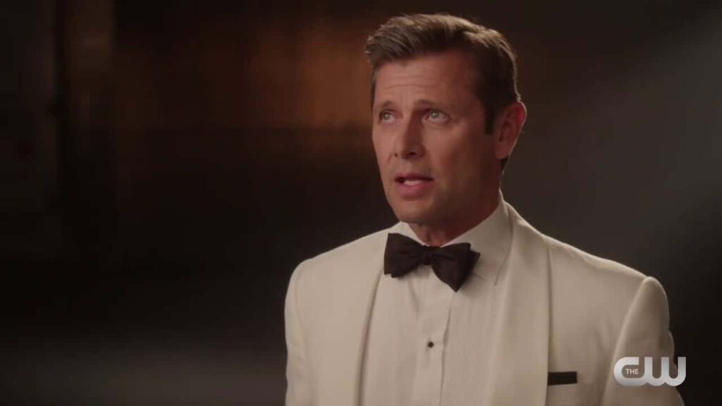 4 provas de que a versão original de Dinastia é muito melhor que a atual Blake Carrington (Grant Show) em Dynasty (Reprodução)