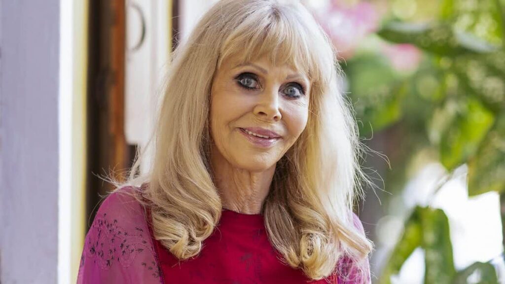 Britt Ekland Divulgacao