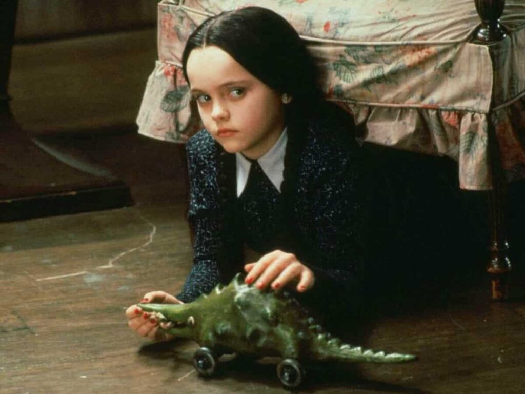 4 curiosidades que você não sabia sobre A Família Addams Christina Ricci em A Familia Addams Reproducao
