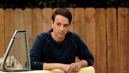 Quais personagens de Cobra Kai deveriam ganhar um derivado? Ralph Macchio como Daniel LaRusso em Cobra Kai (Reprodução/Netflix)