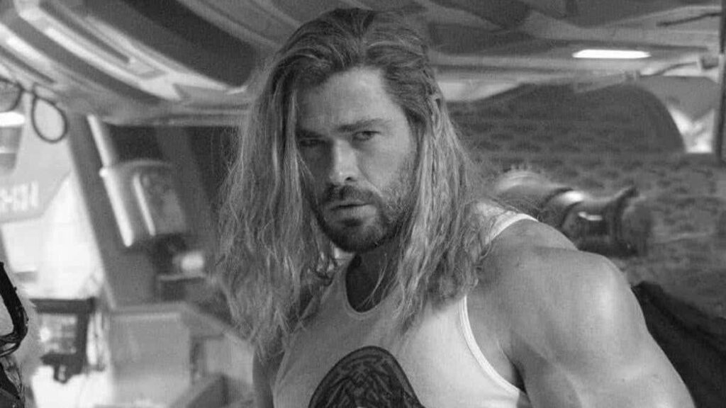 Chris Hemsworth teme que fãs enjoem dele como Thor E32DvUKXIAQyt4r