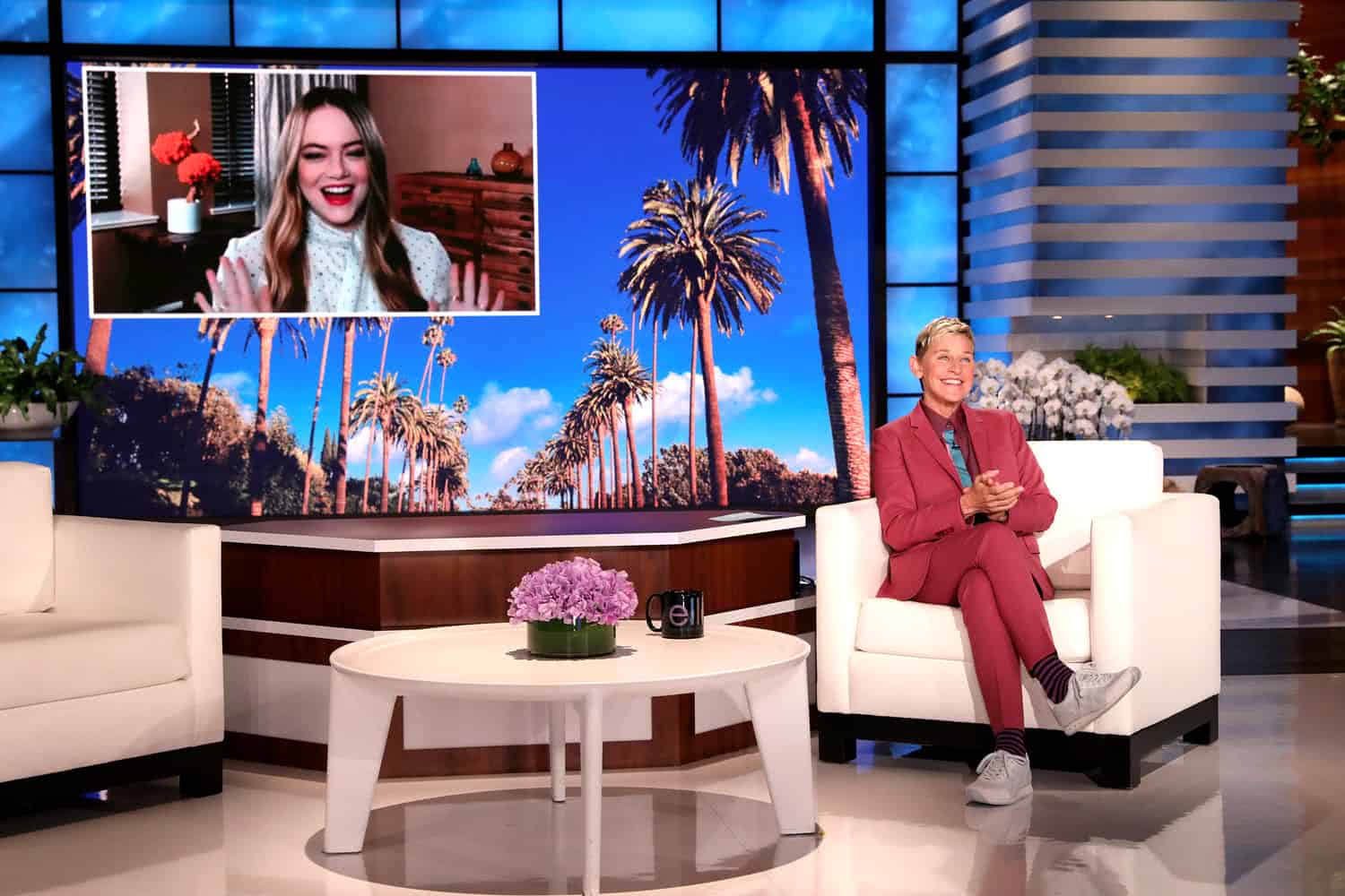 Emma Stone responde a boato sobre ter quebrado ombro em show das Spice Girls 1 Emma Stone no programa de Ellen DeGeneres