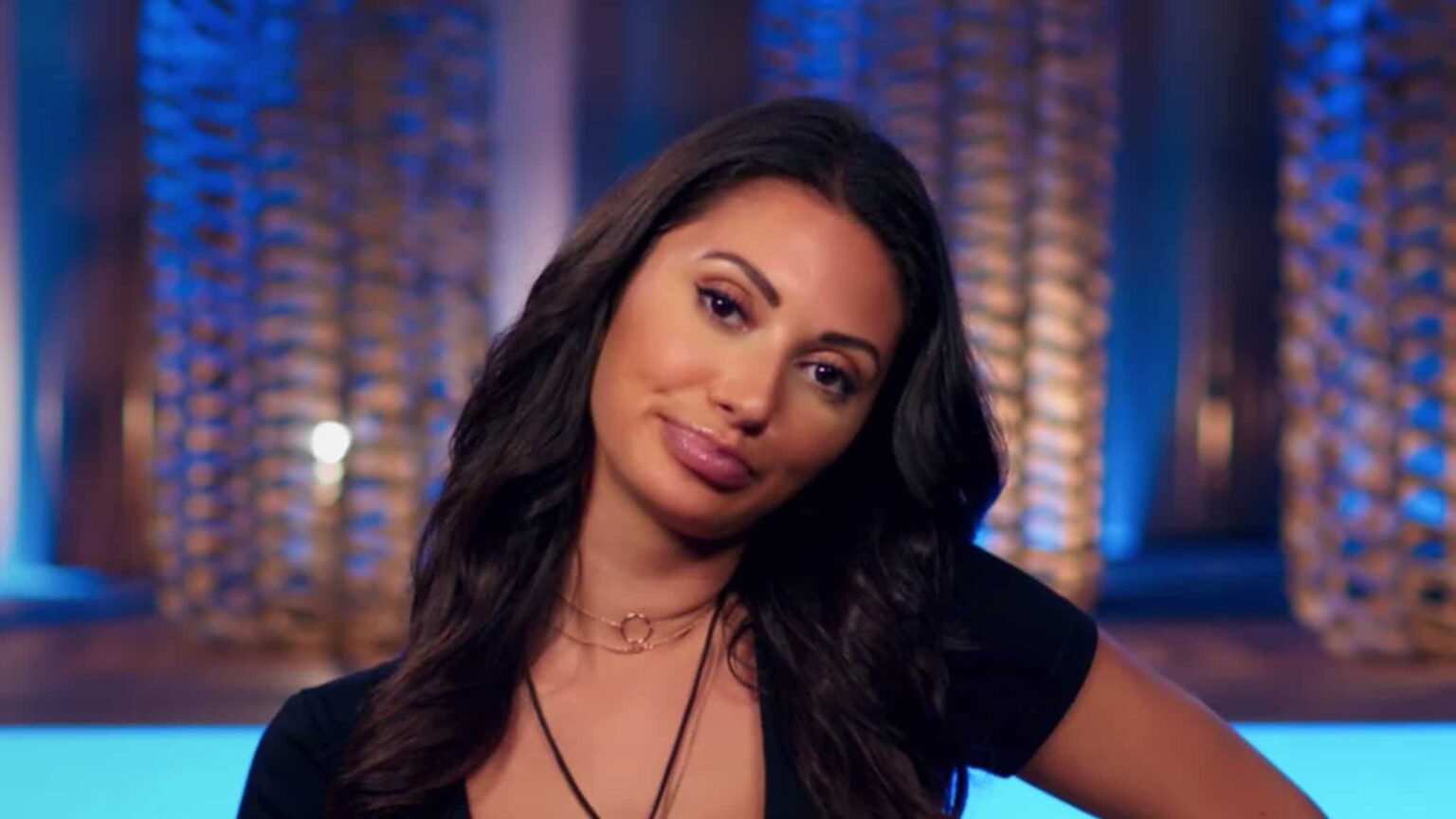 Brincando com Fogo: Quais casais ainda estão juntos? Francesca Farago em Too Hot To Handle Divulgacao