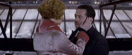 Jacob (Dan Fogler) e Queenie (Alison Sudol) em Animais Fantásticos e onde Habitam (Reprodução)