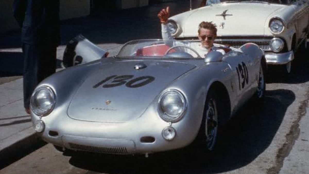 Apresentador do Discovery compra carro amaldiçoado que matou James Dean 2 James Dean em seu carro, leiloado em 2021