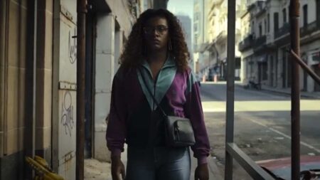 Nova série da Amazon mostra vida diferente de mulher trans no Brasil Liniker em cena de Manhas de Setembro Reproducao 2 2