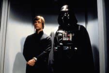Luke Skywalker (Mark Hamill) e Darth Vader em O Retorno de Jedi (Reprodução)