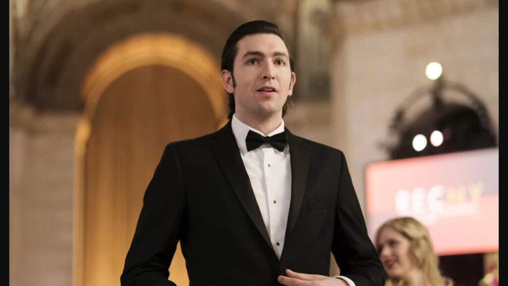 Nicholas Braun em Succession Reproducao