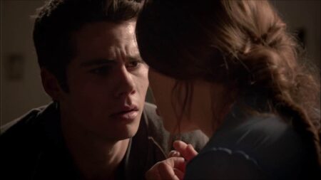 Stiles (Dylan O'Brien) e Lydia (Holland Roden) em Teen Wolf (Reprodução)
