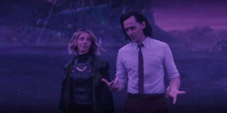 Diretora da série fala sobre suposto relacionamento entre Loki e Sylvie Loki (Tom Hiddleston) e Sylvie (Sophia Di Martino) em Loki (Reprodução / Disney+)