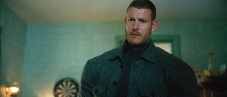 Tom Hopper como Luther em The Umbrella Academy (Divulgação)