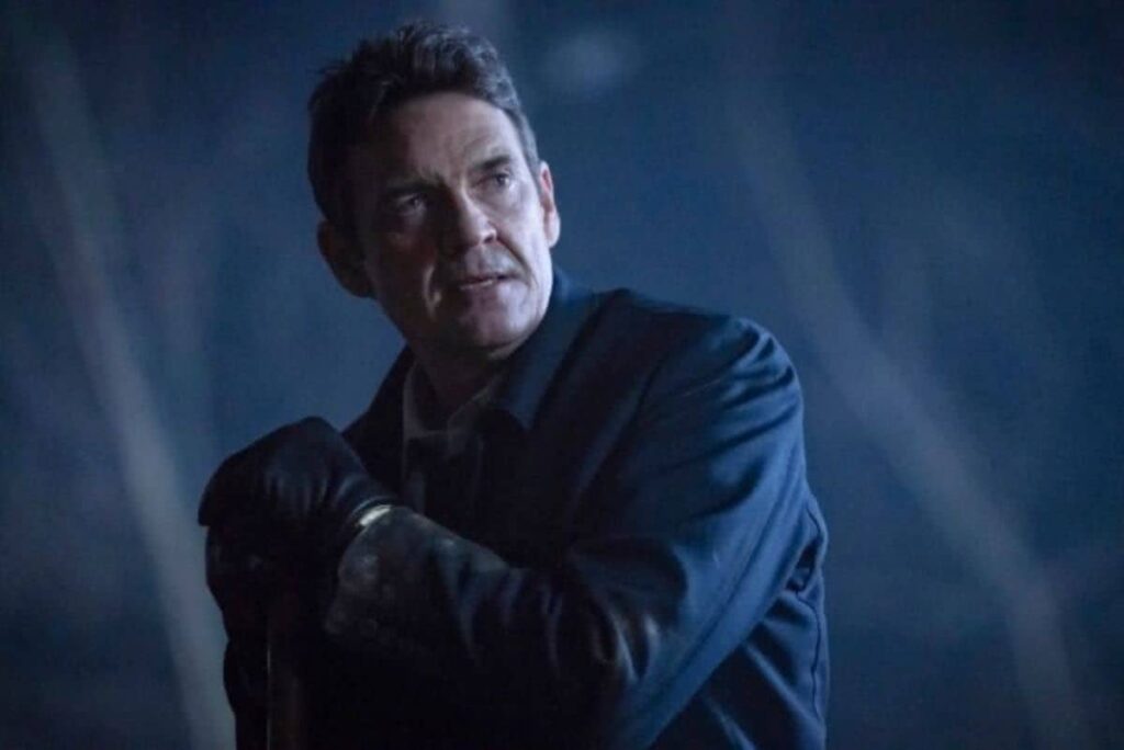 Warner Bros. TV defende Dougray Scott das acusações de Ruby Rose Jacob Kane (Dougray Scott) em Batwoman (Reprodução / The CW)