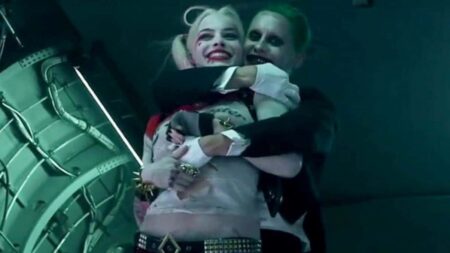 Esquadrão Suicida | Margot Robbie reflete sobre a evolução da Arlequina Arlequina (Margot Hobbie) e Coringa (Jared Leto) em Esquadrão Suicida (Reprodução / DC)