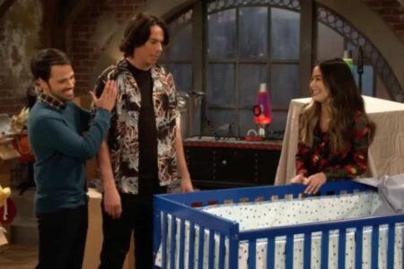 Miranda Cosgrove, Nathan Kress e Jerry Trainor em iCarly (Reprodução / Paramount+)