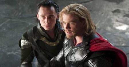 Loki (Tom Hiddleston) e Thor (Chris Hemsworth) em Thor (Reprodução / Marvel)