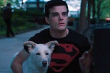 Superboy (Joshua Orpin) em Titãs (Reprodução / HBO Max)