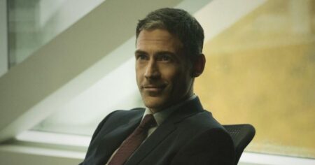 Tal-Rho interpretado por Adam Rayner em cena da 1ª temporada de Superman & Lois