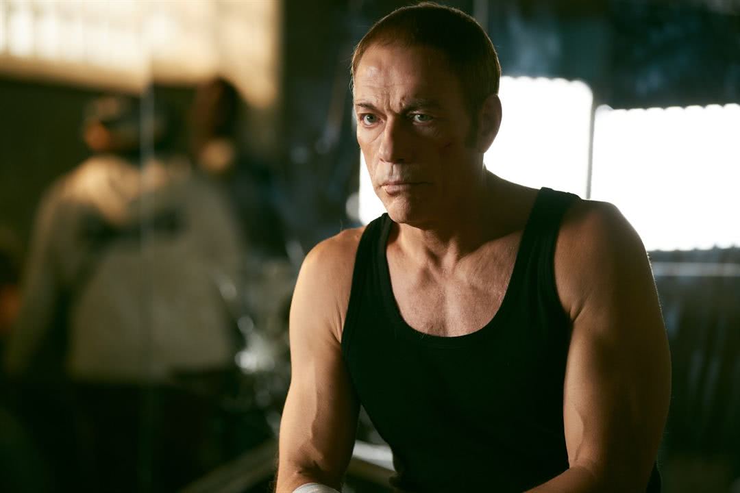 Inacreditável! Sem querer, ator belga ajuda criminosos de Paris 3 Jean-Claude Van Damme