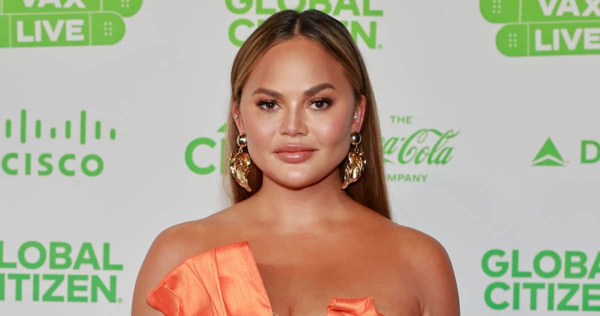 Chrissy Teigen 