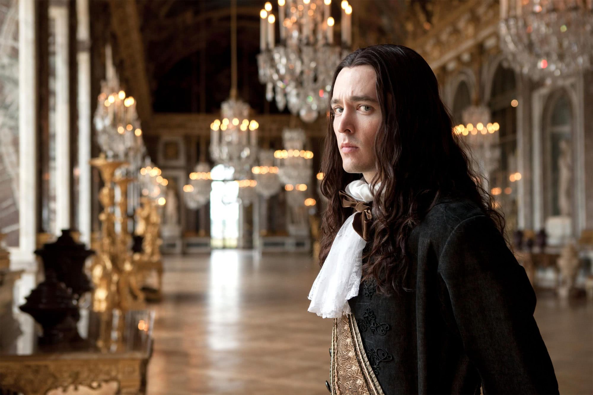 Alexander Vlahos in Versailles