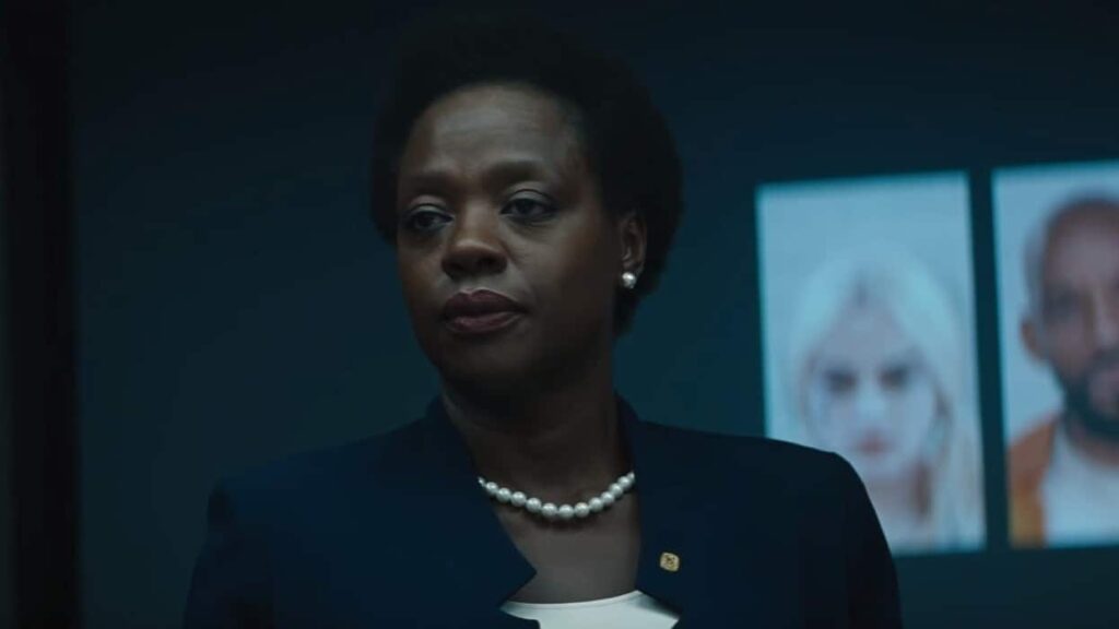 DC aposta alto em O Esquadrão Suicida e anuncia nova série Amanda Waller (Viola Davis) em Esquadrão Suicida (Reprodução)