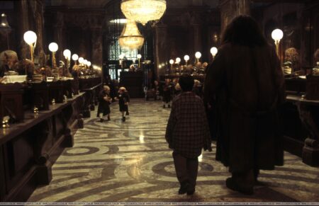 Banco Gringotes em Harry Potter e a Pedra Filosofal (Reprodução)